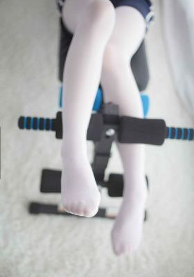 《后宫露营》
